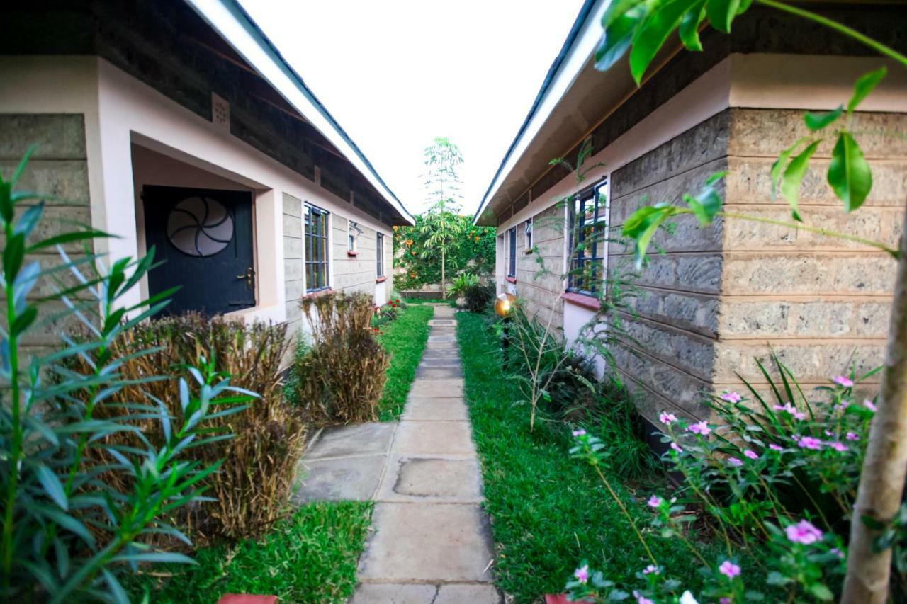 Maya Gardens Sagana Resort Kültér fotó